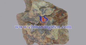 鎢鉬礦石圖片