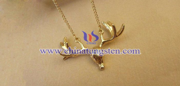 gold plated tungsten alloy buck pendant picture