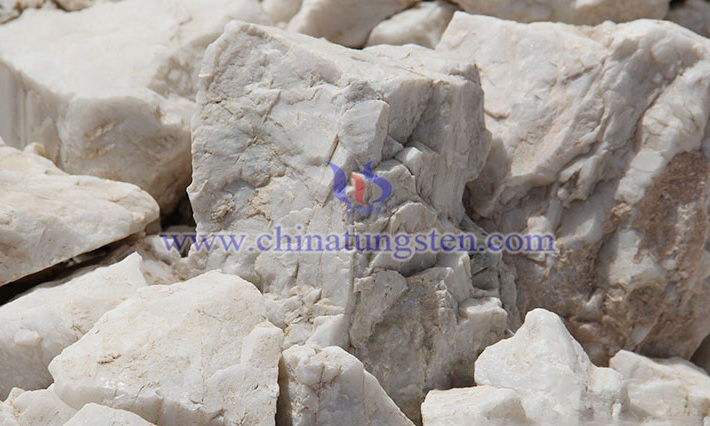 硅矿原石