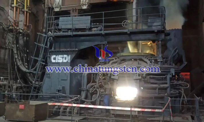 中国五矿超级电弧炉在攀长钢应用图片（图源：中国五矿官网）