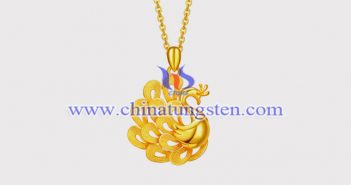 gold plated tungsten alloy peacock pendant picture